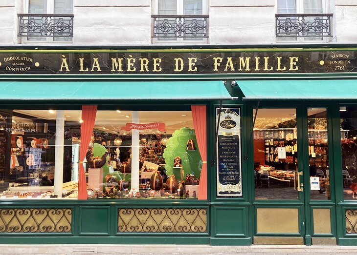 Chocolate shop near the Eiffel Tower